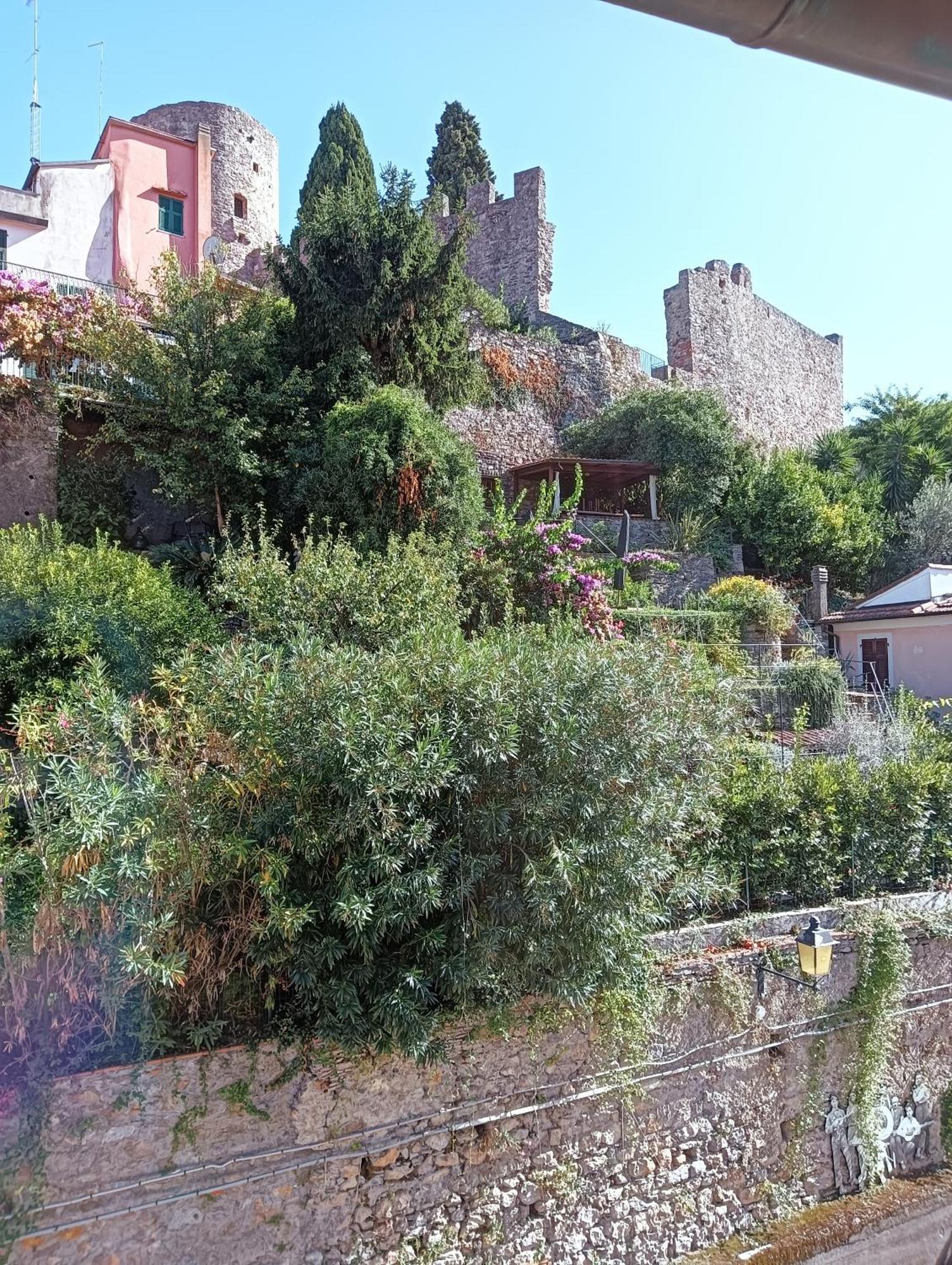 Apartament La Terrazza Di Ameglia Alta Zewnętrze zdjęcie