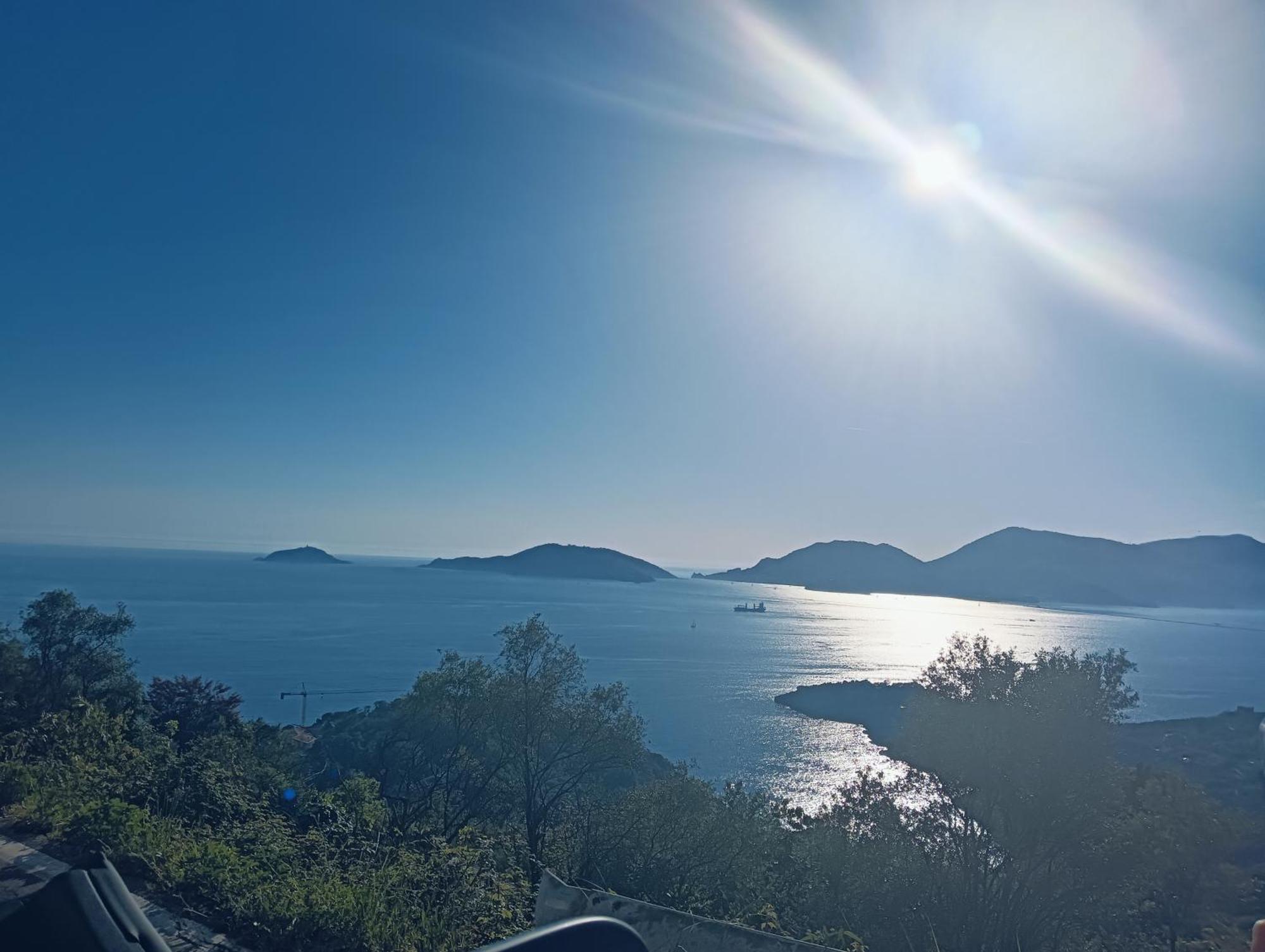 Apartament La Terrazza Di Ameglia Alta Zewnętrze zdjęcie